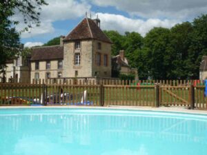 Formanoir – Équitation & Cuisine - Colonie de vacances - Poneys des 4 Saisons | RESACOLO