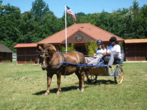 Val-en-Pré – Équitation au Far-West - Colonie de vacances - Poneys des 4 Saisons | RESACOLO