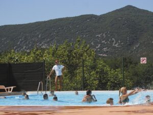 Equifun - Colonie de vacances - 100% Équitation - Piscine