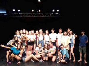 Théâtre au Festival d'Avignon - Colonie de vacances - Thalie | RESACOLO