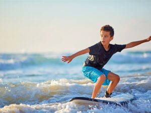 Chic Planet'colos - Colonie de vacances - Gliss Camp à Anglet - Surf