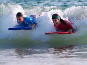 Chic Planet'colos - Colonie de vacances - Les Pieds dans l'eau - Anglet - Surf - Multi-activités
