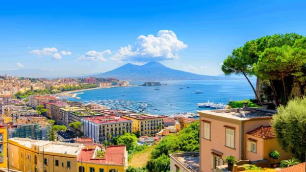 CEI Colonie de vacances - Naples : mer et volcan