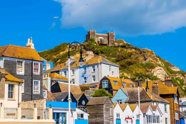 Vue sur Hastings pendant un séjour linguistique en Angleterre.
